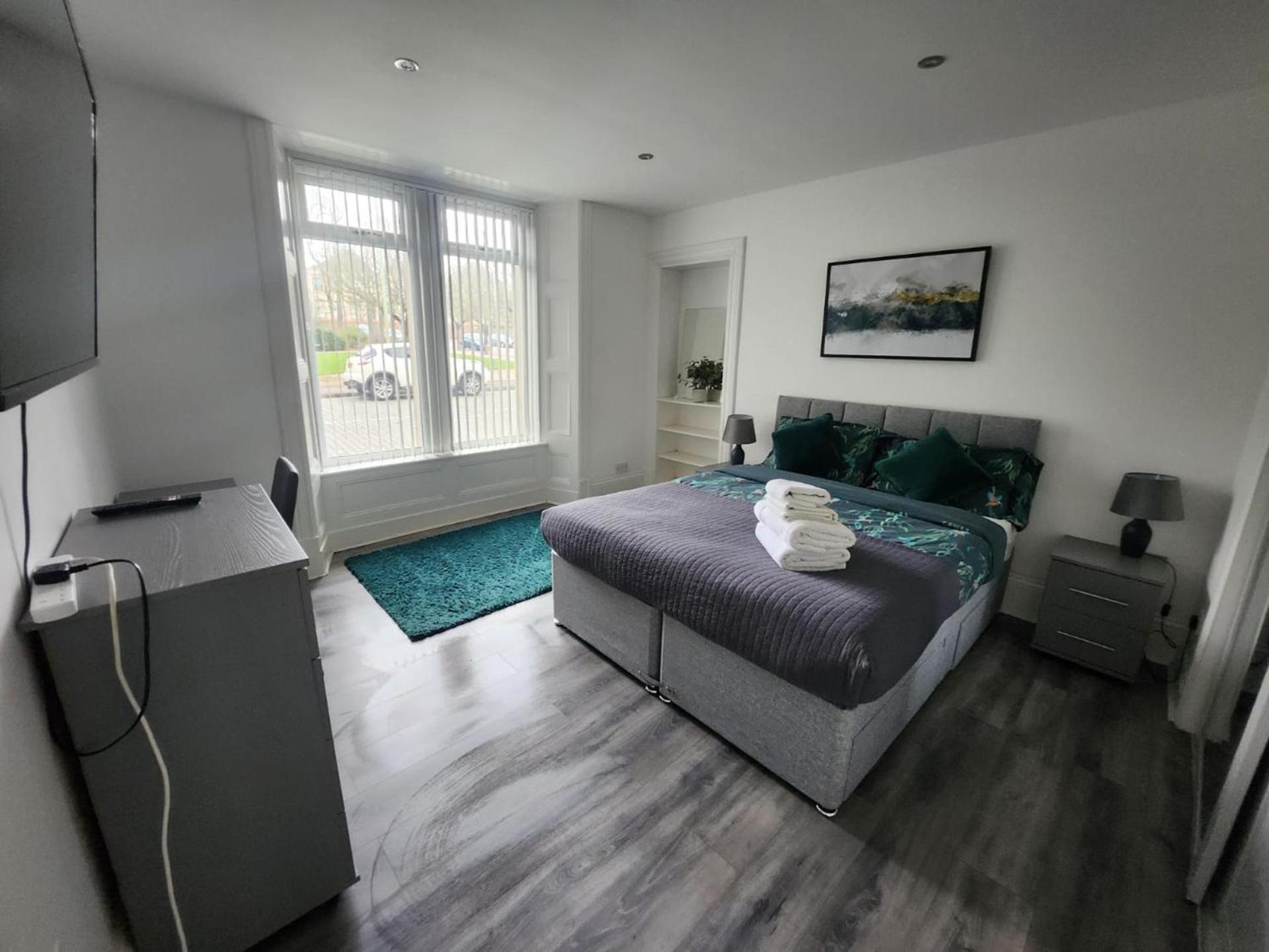 Dundee Apartment - Sleeps 4 - Pet Friendly エクステリア 写真